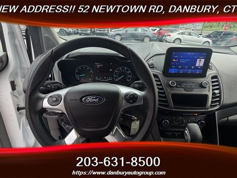 Used 2022 Ford Transit Connect XLT FWD image 13