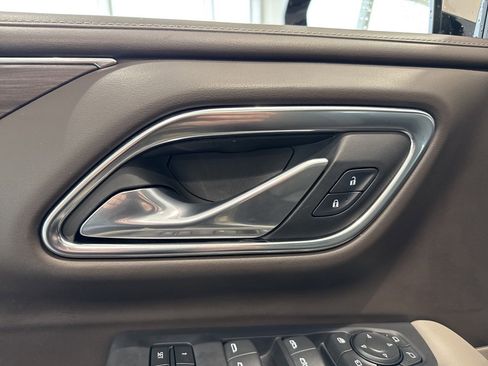 Used 2023 Chevrolet Tahoe Z71 w/ Luxury Package image 41