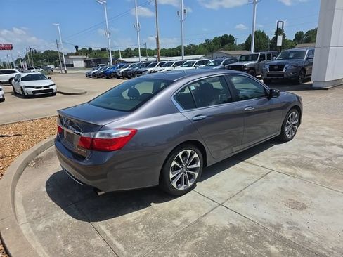 Used 2014 Honda Accord Sport image 5