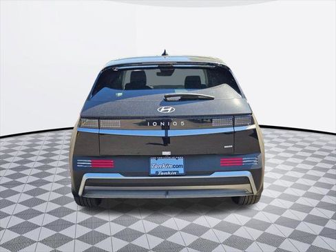 New 2026 Hyundai Ioniq 5 SE AWD/4WD image 5