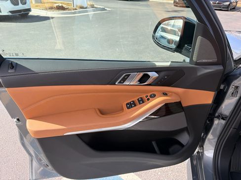 New 2026 BMW X5 xDrive40i w/ M Sport Package image 23