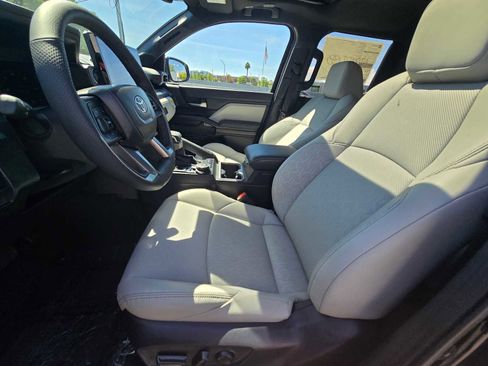 New 2026 Toyota Tacoma Limited AWD/4WD image 22