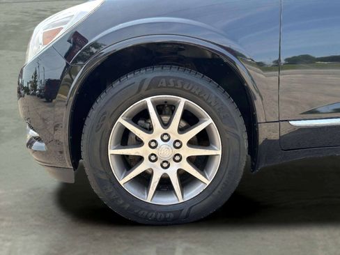 Used 2017 Buick Enclave Convenience FWD image 38