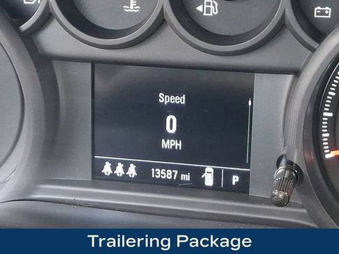 Used 2024 GMC Sierra 1500 Pro w/ Pro Value Package AWD/4WD image 6