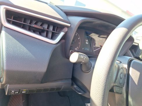 Used 2024 Toyota Corolla LE image 18