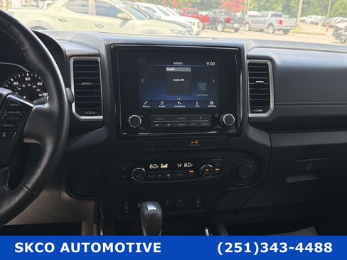 Used 2022 Nissan Frontier SV RWD image 16