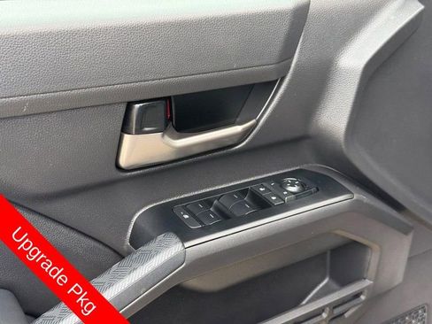 Used 2025 Toyota Tacoma TRD Off-Road w/ TRD Off Road Upgrade Package AWD/4WD image 18