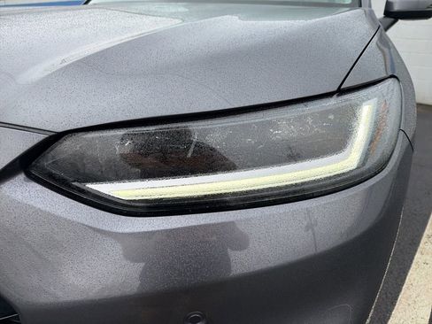 Certified 2024 Honda HR-V EX-L image 9