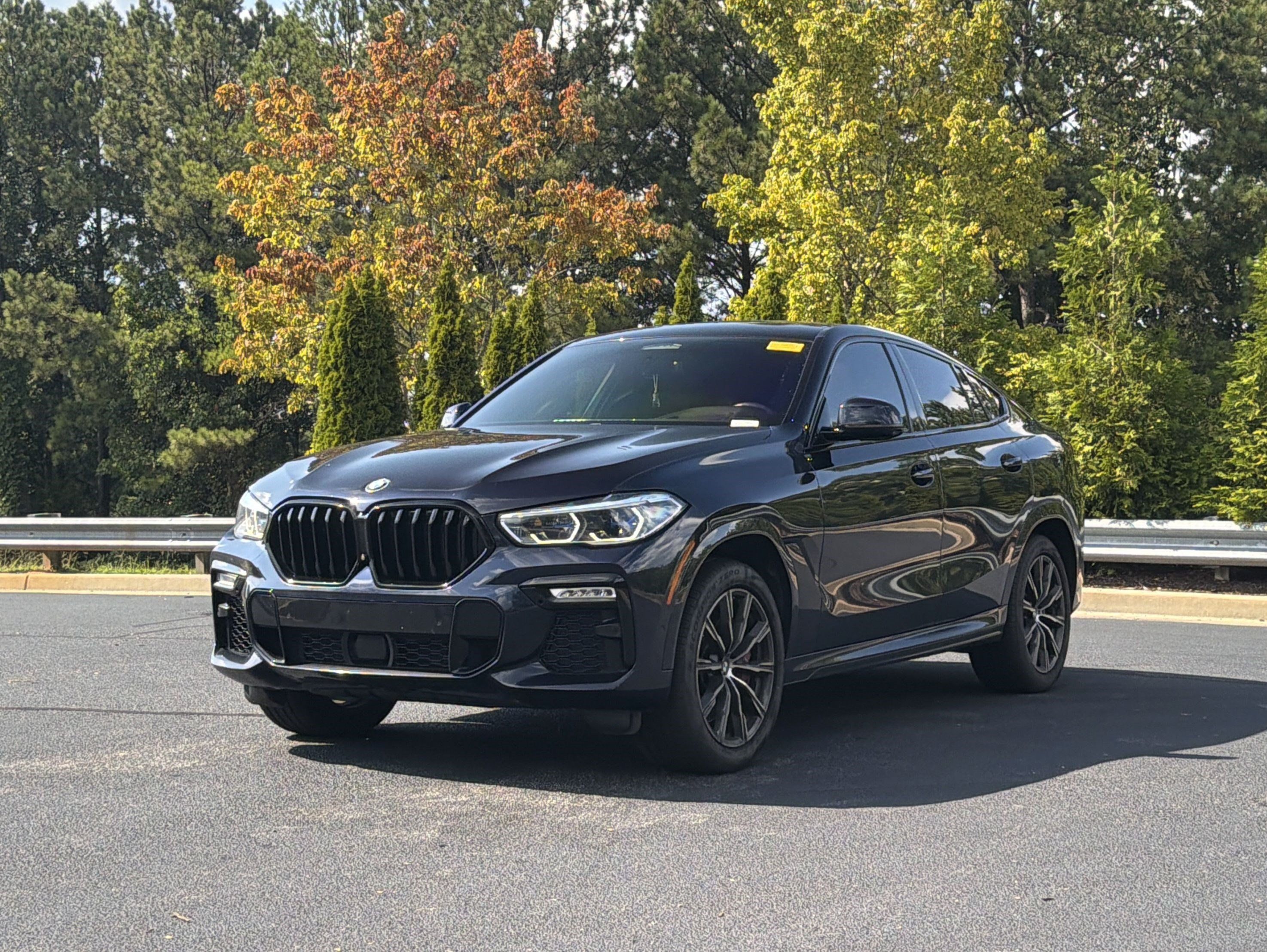 Used 2021 BMW X6 M50i w/ Executive Package AWD/4WD image 11