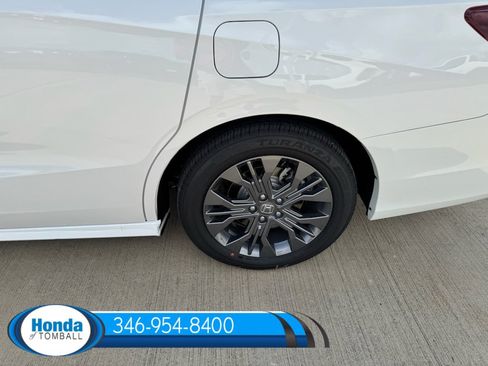 New 2026 Honda Odyssey Touring image 20