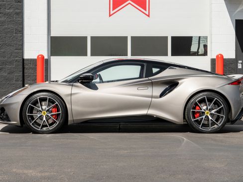 Used 2024 Lotus Emira First Edition image 38