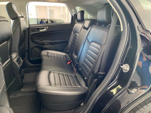 Used 2022 Ford Edge SEL w/ Convenience Package AWD/4WD image 11