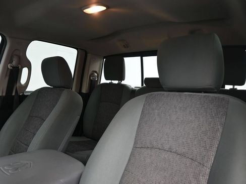 Used 2017 RAM 1500 Classic SLT RWD image 28