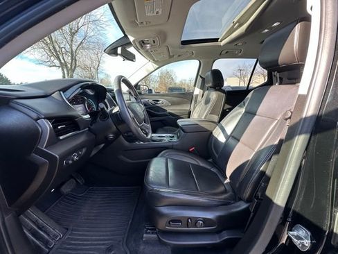 Used 2021 Chevrolet Traverse Premier w/ Redline Edition image 25