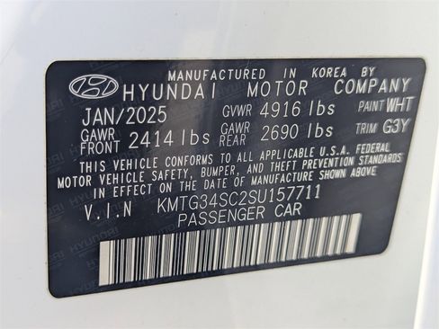 Used 2025 Genesis G70 2.5T w/ Sport Prestige Package image 28