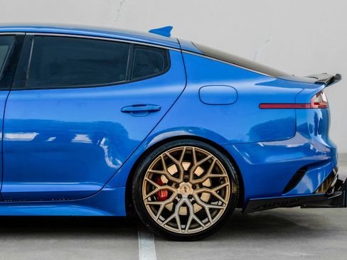 Used 2018 Kia Stinger GT RWD image 18