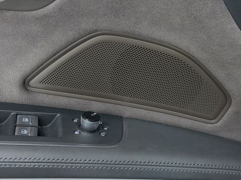 Used 2023 Audi A8 L 3.0T w/ Luxury Package image 23