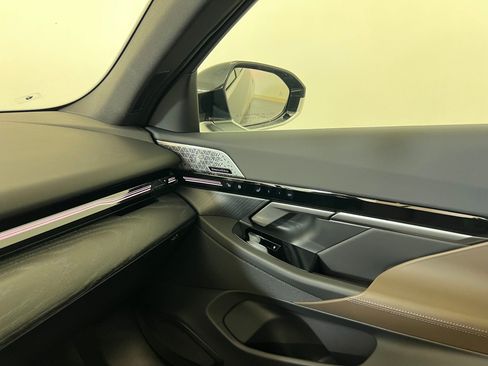 New 2026 BMW 530i w/ Executive Package image 30