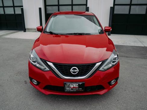 Used 2018 Nissan Sentra SR image 2