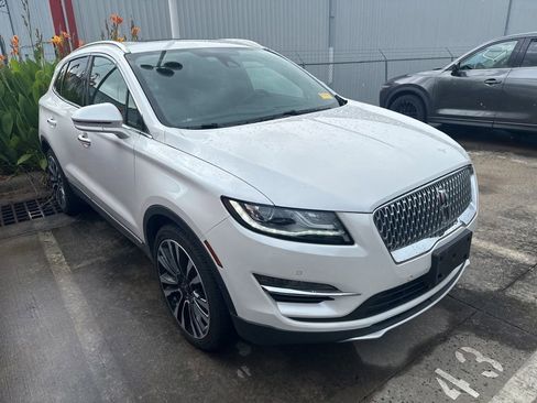 Used 2019 Lincoln MKC Reserve AWD/4WD image 3