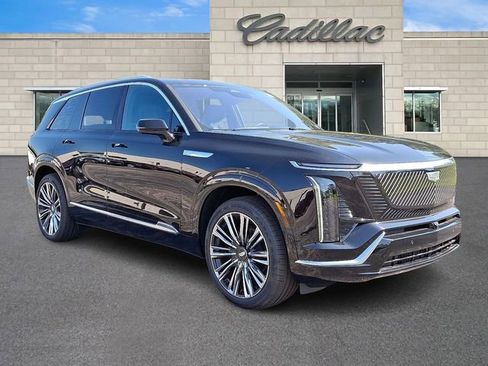 New 2026 Cadillac Vistiq Premium Luxury w/ LPO, Floor Liner Package AWD/4WD image 2