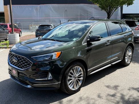 Used 2024 Ford Edge Titanium w/ Titanium Elite Package AWD/4WD image 4