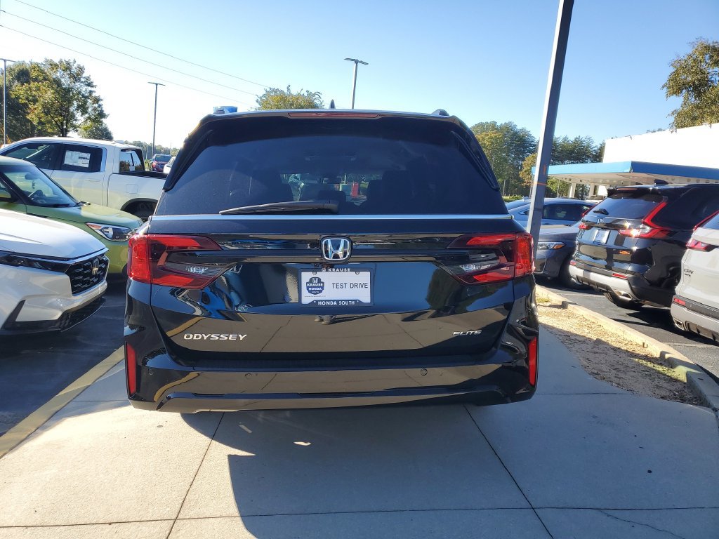 New 2027 Honda Odyssey Elite image 6