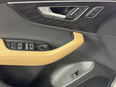 New 2026 Audi Q7 3.0T Premium Plus AWD/4WD image 13