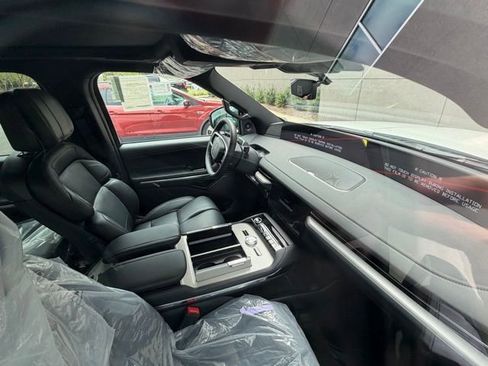 New 2025 Lincoln Navigator L Reserve w/ Jet Appearance Package image 11