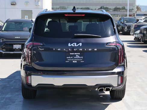 Used 2025 Kia Telluride SX FWD image 5