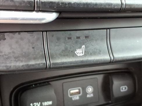 Used 2019 Hyundai Santa Fe SEL image 8