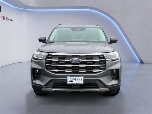 New 2026 Ford Explorer Active w/ Active Comfort Package image 8