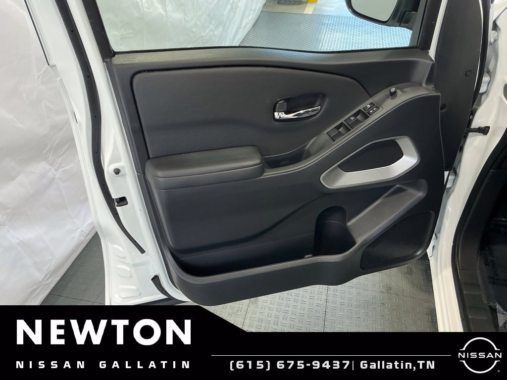 Used 2024 Nissan Frontier SV w/ Technology Package AWD/4WD image 33