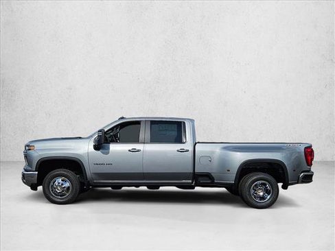 New 2026 Chevrolet Silverado 3500 LT w/ All Star Edition image 5