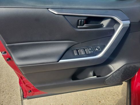 Certified 2025 Toyota RAV4 LE image 11