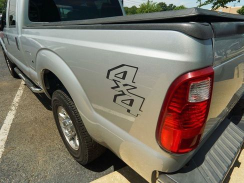 Used 2015 Ford F250 XLT AWD/4WD image 10