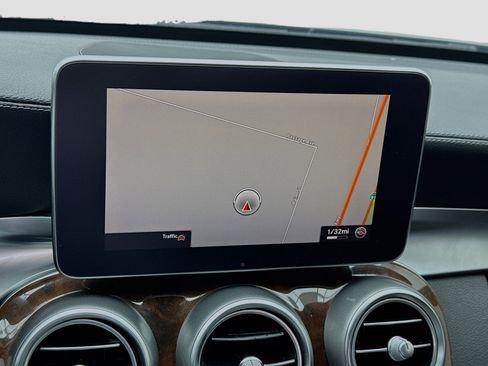 Used 2016 Mercedes-Benz C 300 Sedan image 9