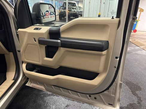 Used 2018 Ford F150 XLT w/ Equipment Group 301A Mid image 32