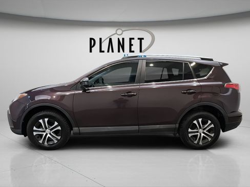Used 2017 Toyota RAV4 LE w/ All Weather Liner Package AWD/4WD image 7
