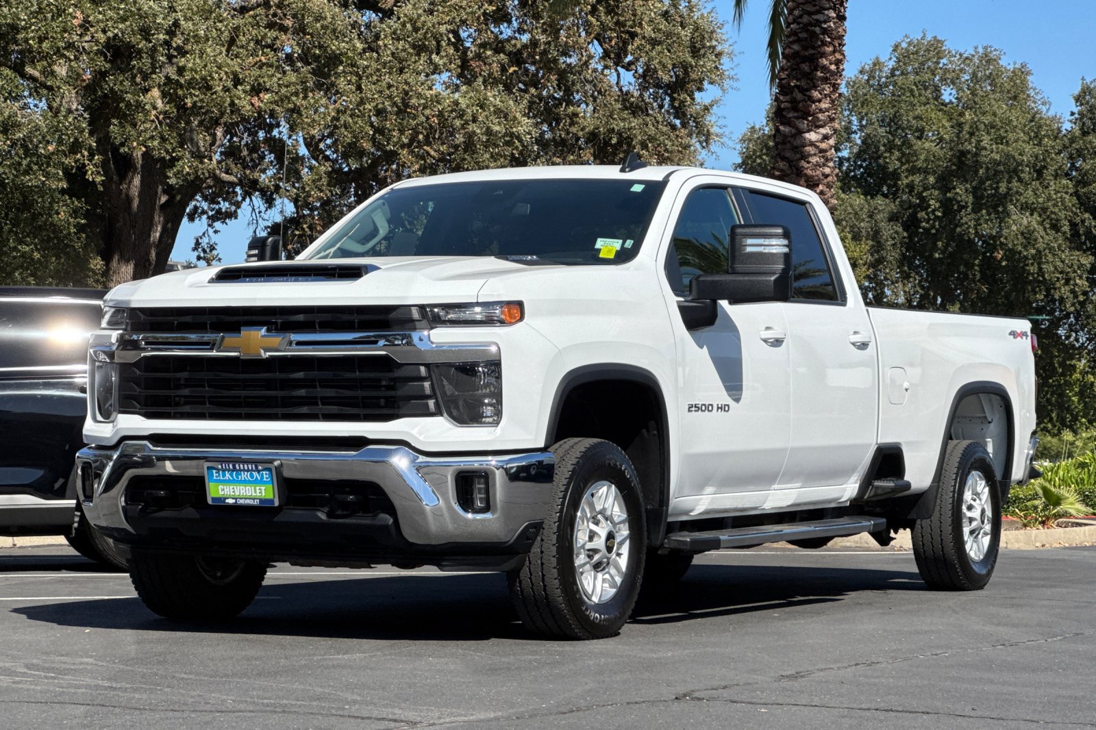 Used 2025 Chevrolet Silverado 2500 LT w/ Convenience Package AWD/4WD image 7