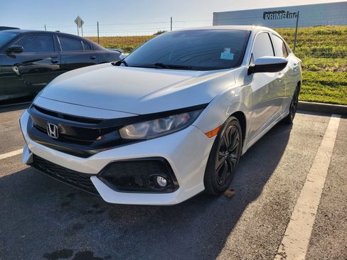 Used 2019 Honda Civic EX-L image 3