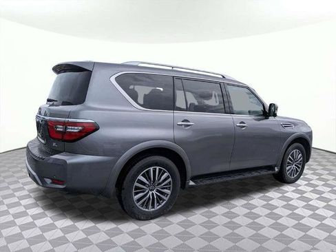 Used 2024 Nissan Armada SL w/ Captain's Chairs Package AWD/4WD image 3