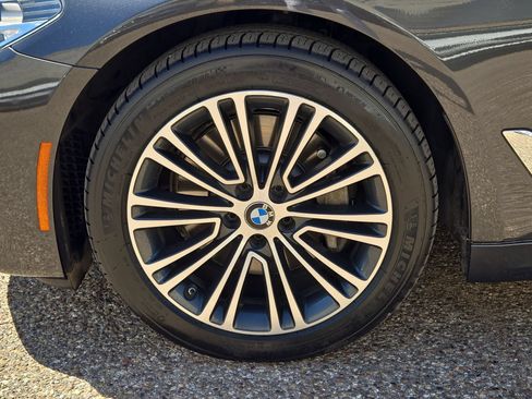 Used 2018 BMW 540i xDrive AWD/4WD image 11