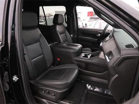 Used 2024 Chevrolet Tahoe LT image 28