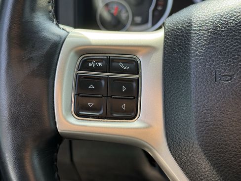 Used 2018 RAM 2500 Laramie image 15