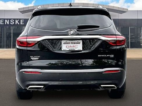Used 2018 Buick Enclave Premium w/ Experience Buick Package AWD/4WD image 4