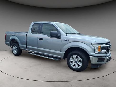 Used 2020 Ford F150 XLT RWD image 5