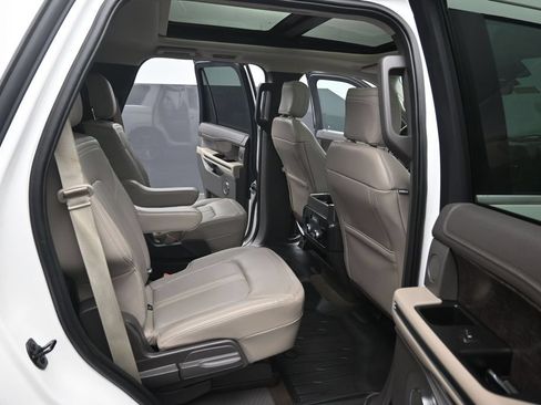 Used 2020 Ford Expedition Limited w/ Equipment Group 302A AWD/4WD image 34