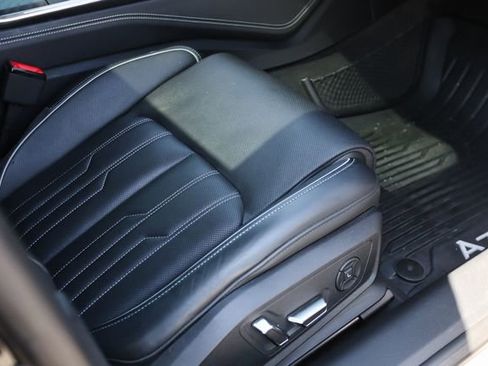 Used 2021 Audi A7 e Prestige w/ Prestige Package image 59