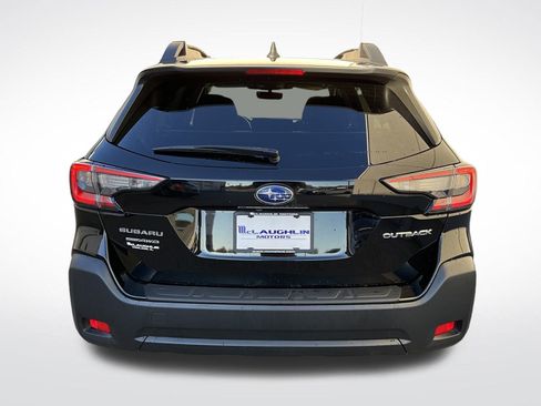 Certified 2023 Subaru Outback Premium image 4